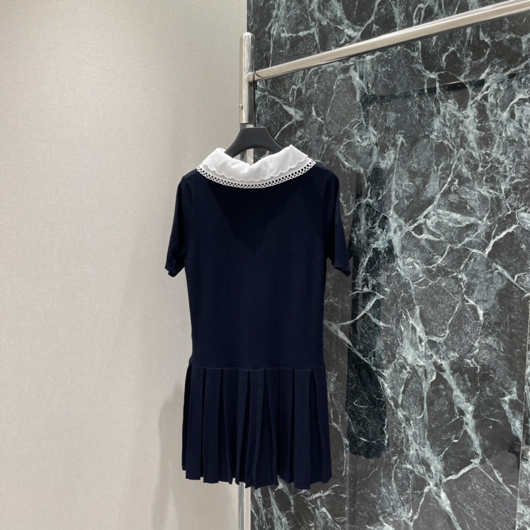 skirts and dresses